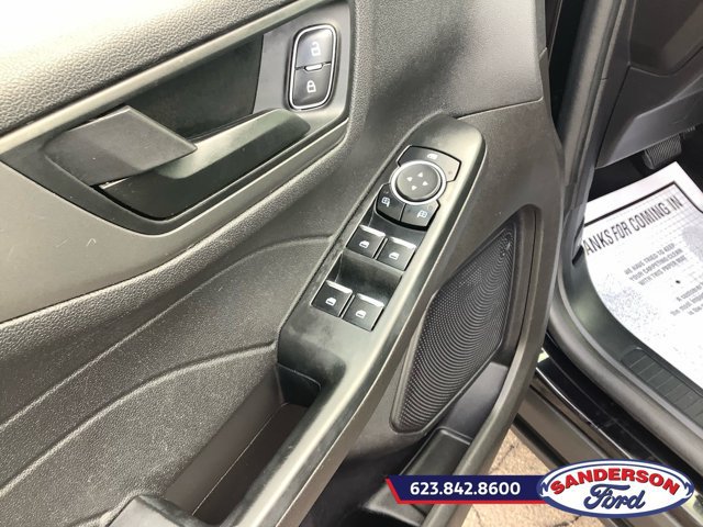 Used 2024 Ford Escape Active AWD/4WD image 9