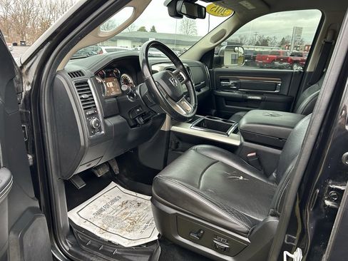 Used 2015 RAM 1500 Laramie w/ Convenience Group image 12