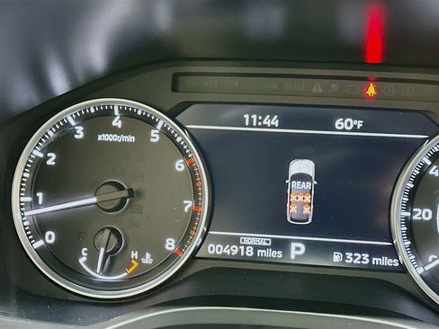 Used 2025 Mitsubishi Outlander SE image 12