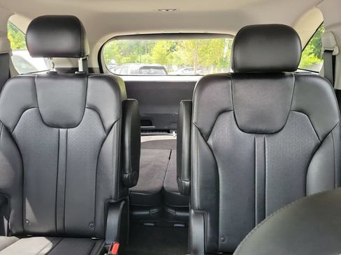 Certified 2022 Kia Sorento EX w/ Panoramic Sunroof Package FWD image 11