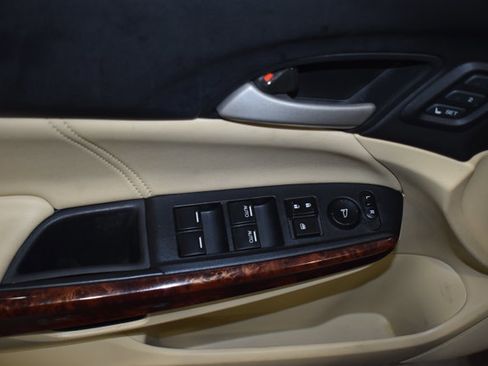 Used 2012 Honda Crosstour EX-L image 32