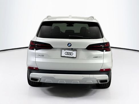 Used 2024 BMW X5 xDrive40i w/ Premium Package AWD/4WD image 6