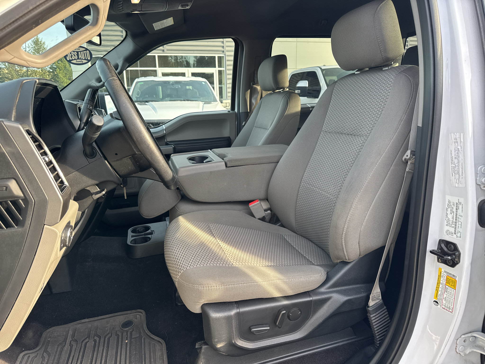 Used 2019 Ford F150 XLT w/ Equipment Group 302A Luxury AWD/4WD image 9