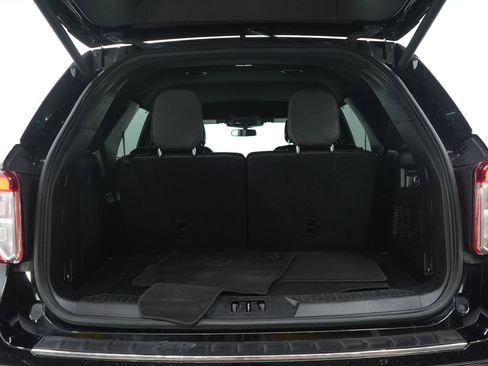 Used 2020 Ford Explorer Limited AWD/4WD image 20