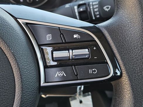 Used 2024 Kia Forte LXS w/ LXS Technology Package image 19