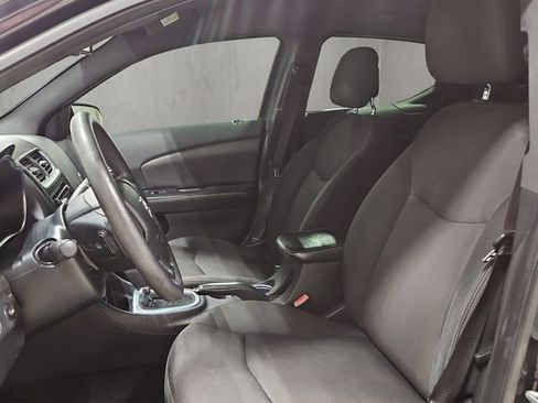 Used 2013 Dodge Avenger SE FWD image 12