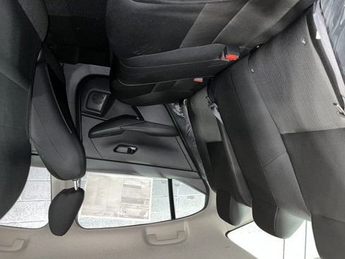Used 2025 Nissan Sentra SV FWD image 14