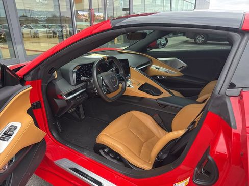 Used 2021 Chevrolet Corvette Stingray Preferred Cpe w/ 2LT image 6