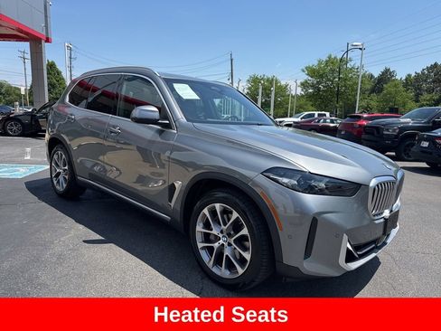 Used 2024 BMW X5 xDrive40i w/ Parking Assistance Package AWD/4WD image 9