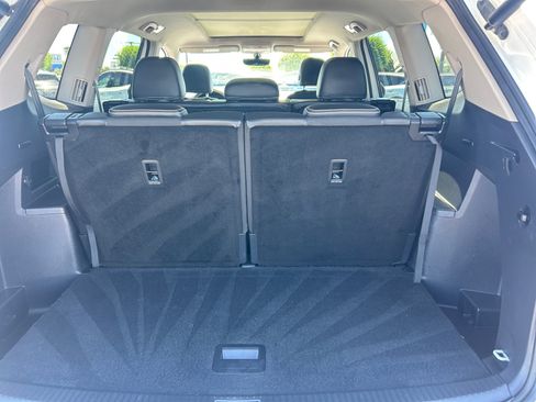 Used 2023 Volkswagen Atlas SE w/ Panoramic Sunroof Package FWD image 32