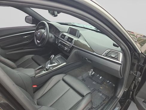 Used 2018 BMW 330i xDrive Sedan w/ Convenience Package AWD/4WD image 37