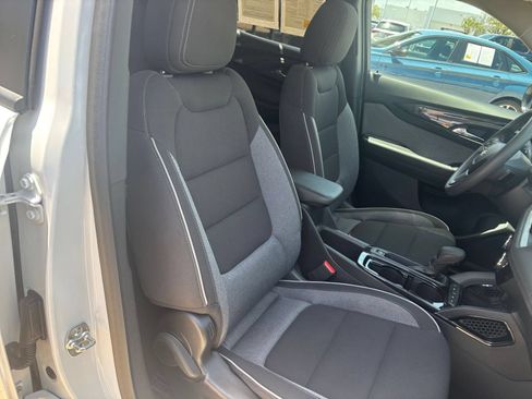 Used 2025 Chevrolet TrailBlazer LT w/ Driver Confidence Package AWD/4WD image 35