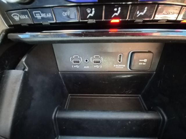 Used 2022 Jeep Grand Cherokee Overland AWD/4WD image 19