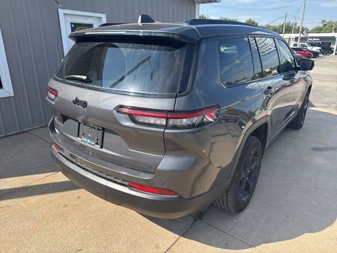 Certified 2025 Jeep Grand Cherokee L Laredo image 3