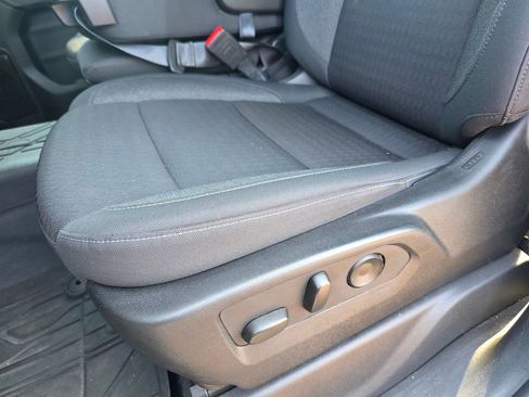 Certified 2024 Chevrolet Silverado 2500 Custom w/ Custom Value Package image 12