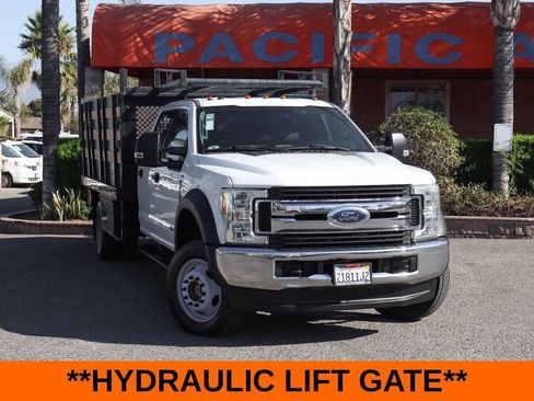 Used 2017 Ford F550 4x4 Crew Cab Super Duty image 2