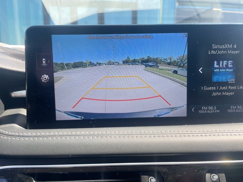 Used 2023 Genesis G70 2.0T AWD/4WD image 26