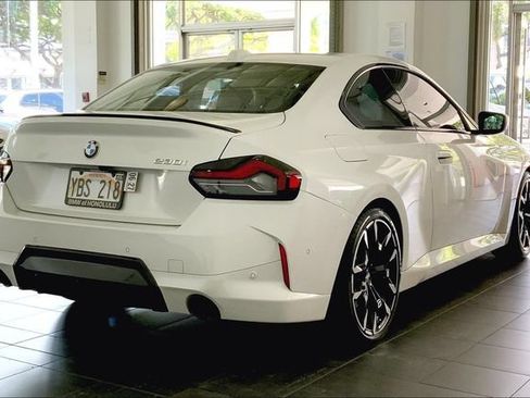 Used 2025 BMW 230i Coupe RWD image 6
