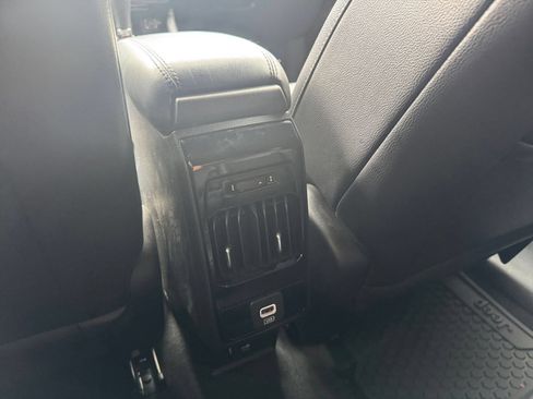 Used 2025 Jeep Compass Trailhawk AWD/4WD image 22