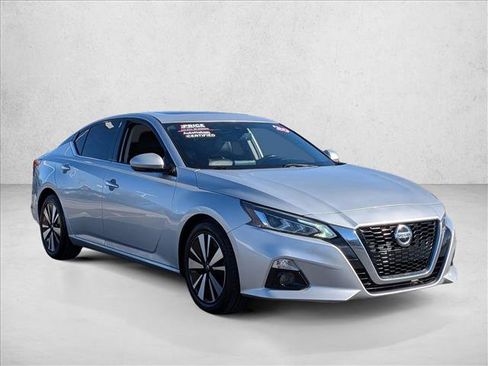 Used 2020 Nissan Altima 2.5 SL image 3