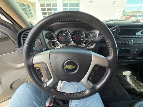 Used 2011 Chevrolet Silverado 1500 LT w/ Regional Value Package RWD image 10