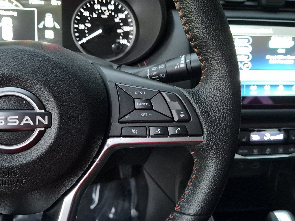 Certified 2025 Nissan Versa SR FWD image 18