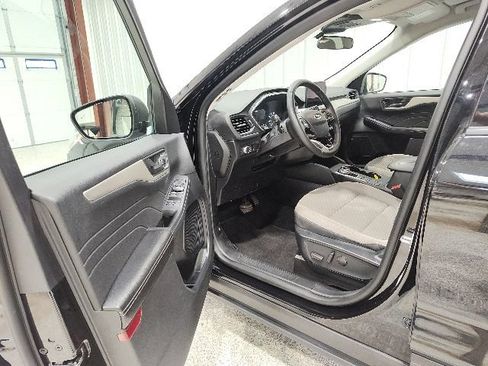 Used 2022 Ford Escape SE w/ Convenience Package AWD/4WD image 11