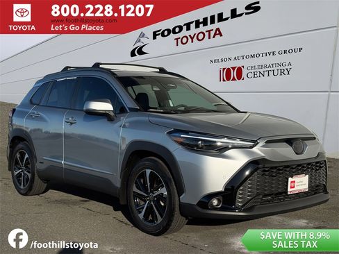 Certified 2024 Toyota Corolla Cross XSE image 1