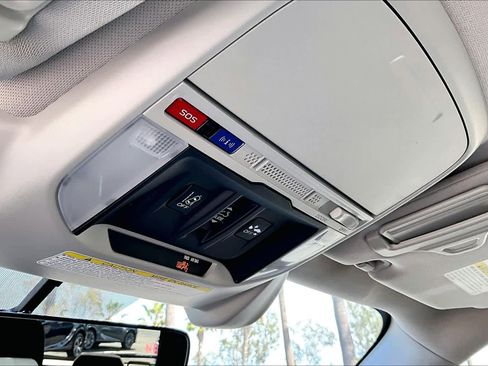 Used 2019 Subaru Forester Touring image 33