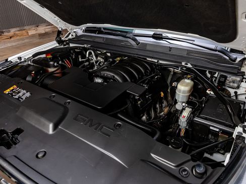 Used 2019 GMC Yukon Denali w/ Denali Ultimate Package image 37