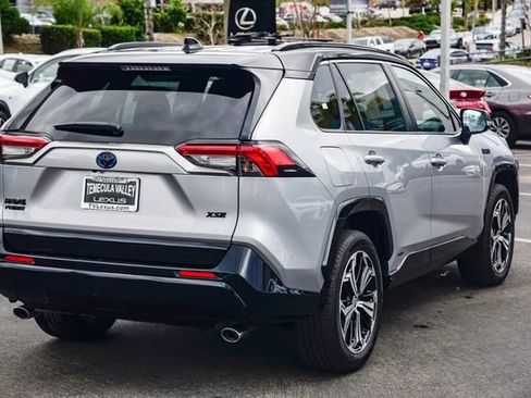 Used 2023 Toyota RAV4 XSE w/ Weather Package image 7