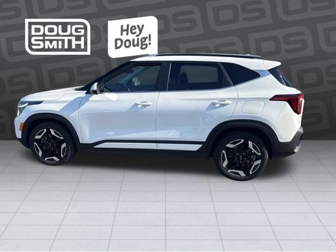 Used 2024 Kia Seltos SX w/ SX Sunroof Package AWD/4WD image 2