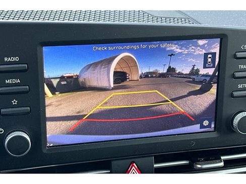 Used 2023 Hyundai Elantra SEL image 20