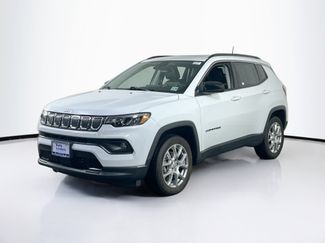 Used 2022 Jeep Compass Latitude w/ Sun and Sound Group AWD/4WD video 1