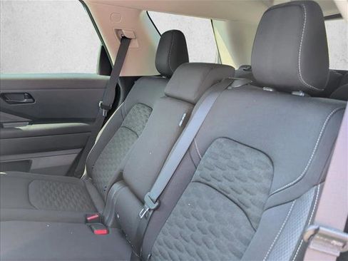Used 2024 Nissan Pathfinder SV FWD image 18