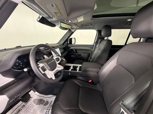 Used 2025 Land Rover Defender 110 S AWD/4WD image 5