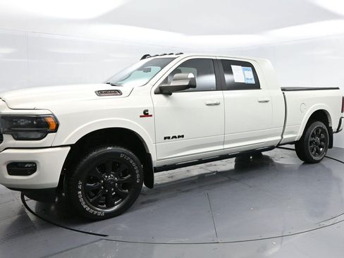 Used 2022 RAM 3500 Limited AWD/4WD image 3