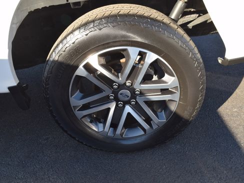 Used 2023 Ford F150 XL w/ STX Appearance Package image 7