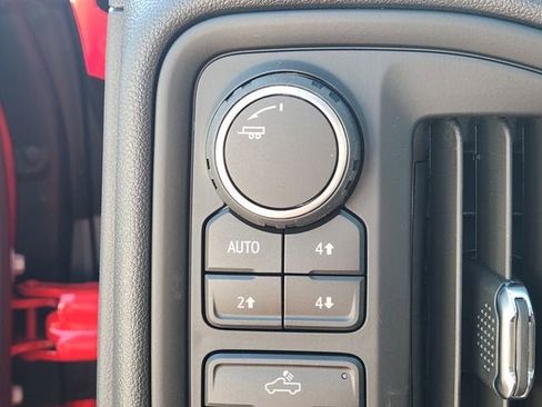 New 2026 Chevrolet Silverado 1500 Custom Trail Boss w/ Turbomax Blackout Package AWD/4WD image 20
