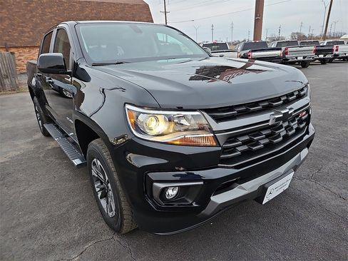 Used 2022 Chevrolet Colorado Z71 image 11