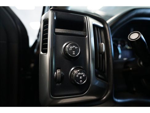Used 2017 Chevrolet Silverado 1500 LT w/ True North Edition AWD/4WD image 17