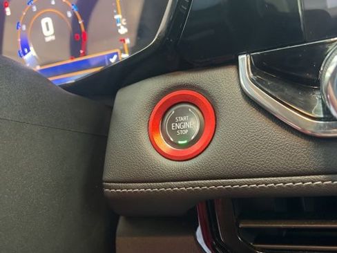 Used 2023 Chevrolet Colorado LT w/ LT Convenience Package III image 19