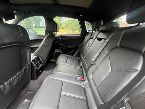 Used 2024 Porsche Macan GTS image 13