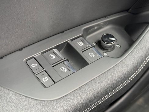 Used 2023 Audi A6 Premium Plus w/ Premium Plus Package image 25