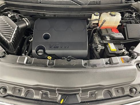 Used 2020 Buick Enclave Premium w/ Sun and Sites Package image 20