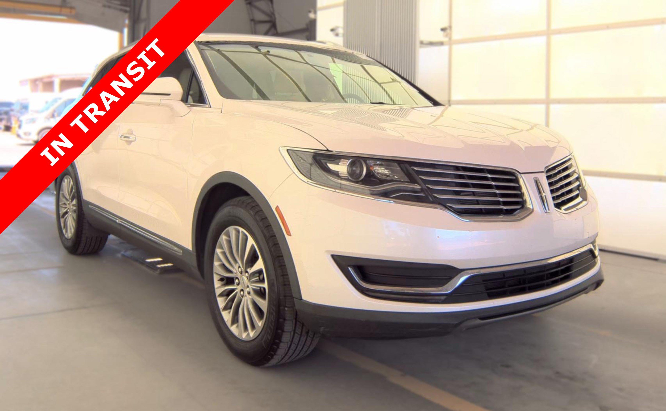 Used 2018 Lincoln MKX Select w/ Select Plus Package FWD image 5