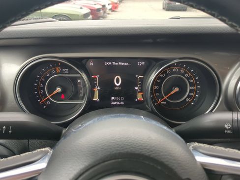 Used 2020 Jeep Gladiator Overland image 27