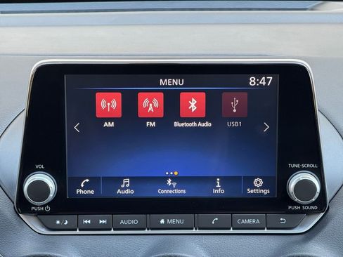 Used 2023 Nissan Sentra SV FWD image 13