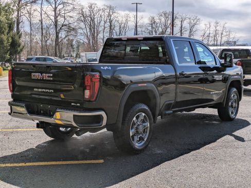 New 2026 GMC Sierra 2500 SLE w/ SLE Value Package; AWD/4WD image 7
