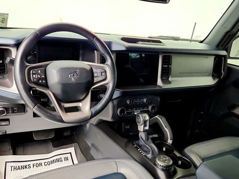 Used 2023 Ford Bronco Outer Banks AWD/4WD image 12
